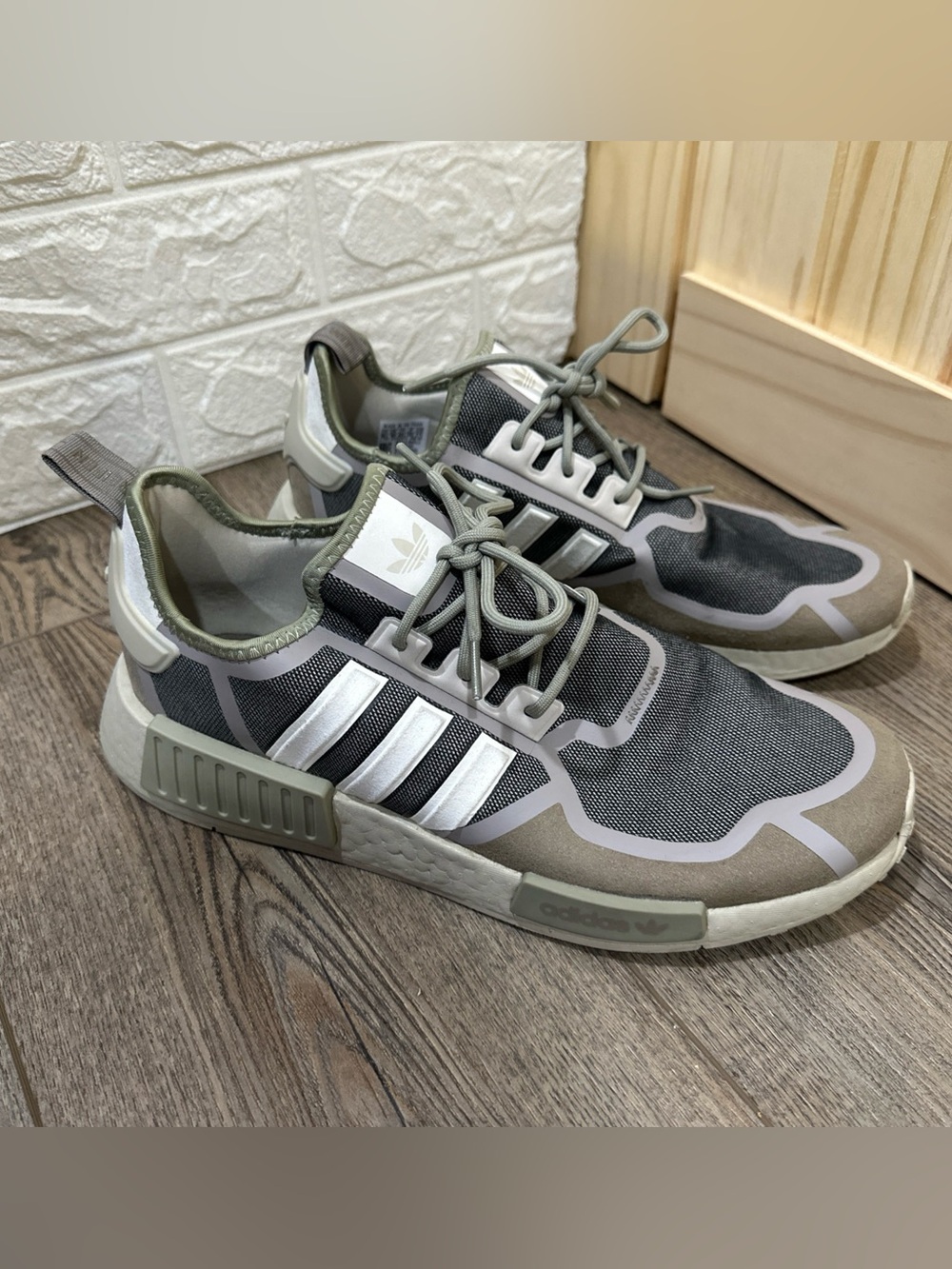 Adidas Men’s Size 10.5 Grey & Olive NMD_R1 Lace-Up Sneakers